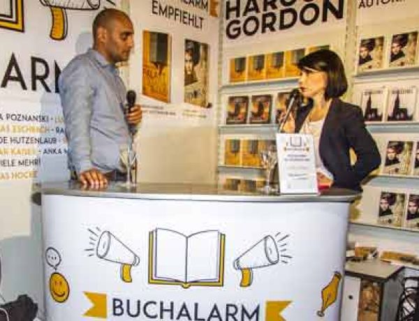 Verlagsleiterin Karla Paul im großen Buchalarm-Interview