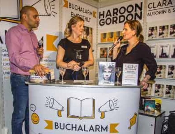 Buchalarm-Interview Claudia Pietschmann, Autorin & Lektorin