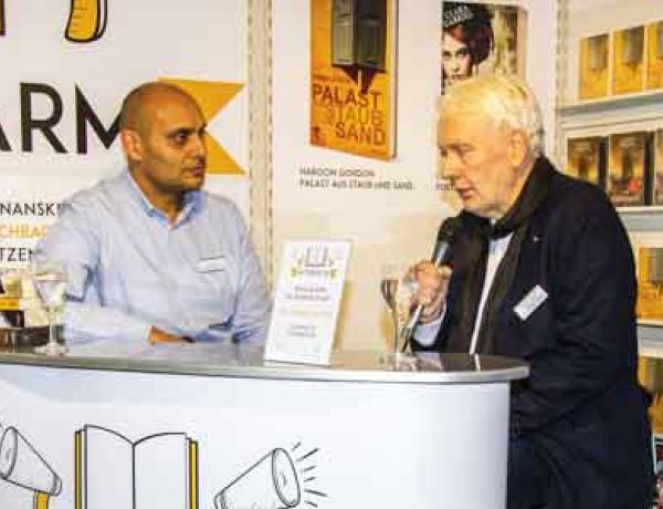 Journalist & Redakteur Dr. Thomas Hocke im Buchalarm-Interview live auf der Frankfurter Buchmesse 2017.